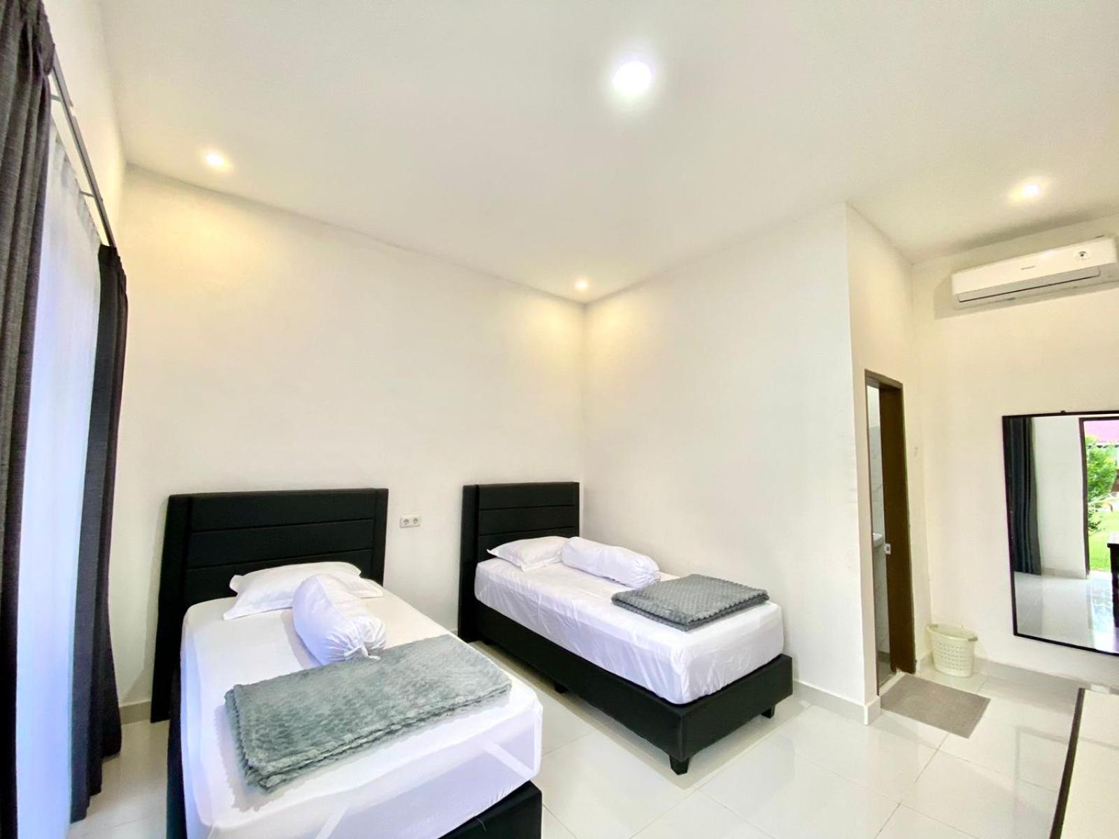 Amadeo Guest House Ratodena Exterior photo